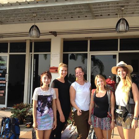 Jc Guesthouse @ Suratthani Airport Surat Thani Eksteriør bilde
