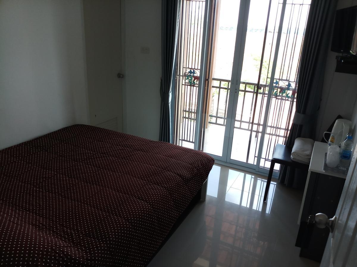 Jc Guesthouse @ Suratthani Airport Surat Thani Eksteriør bilde