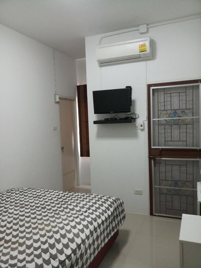 Jc Guesthouse @ Suratthani Airport Surat Thani Eksteriør bilde