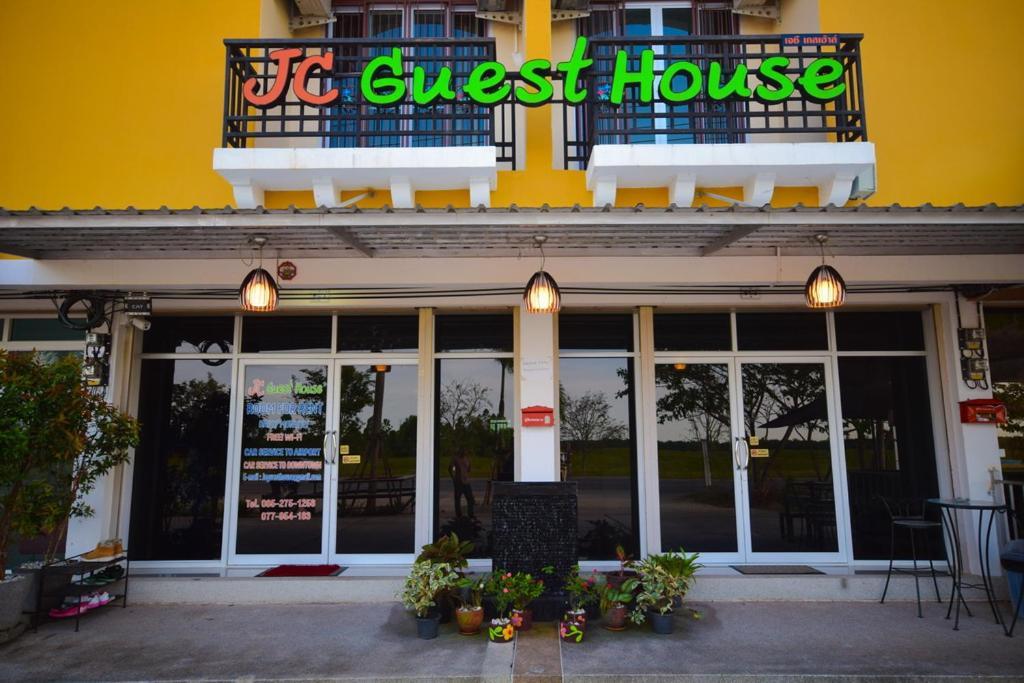 Jc Guesthouse @ Suratthani Airport Surat Thani Eksteriør bilde